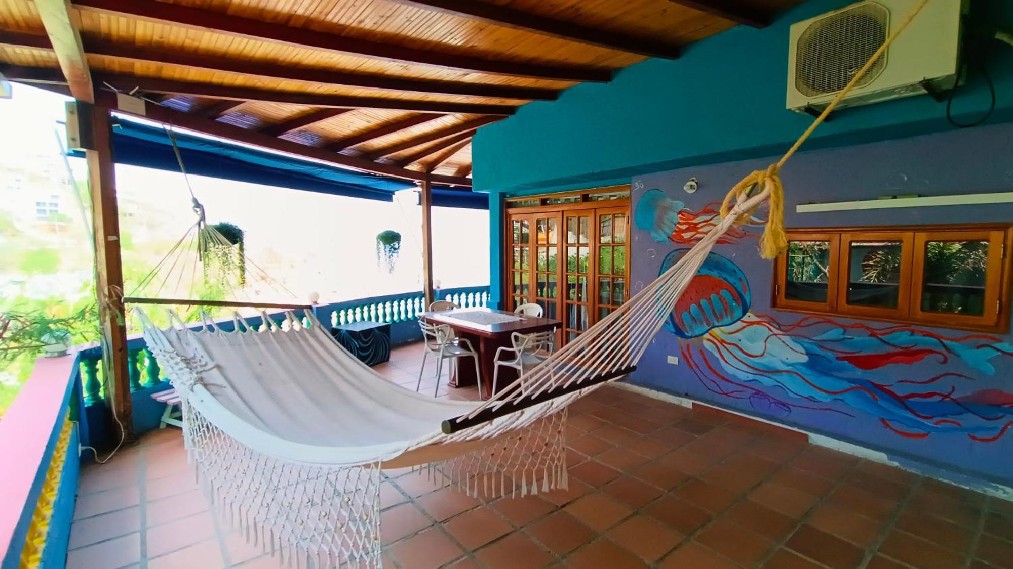 Tayrona Colors Hostel Taganga Exterior photo