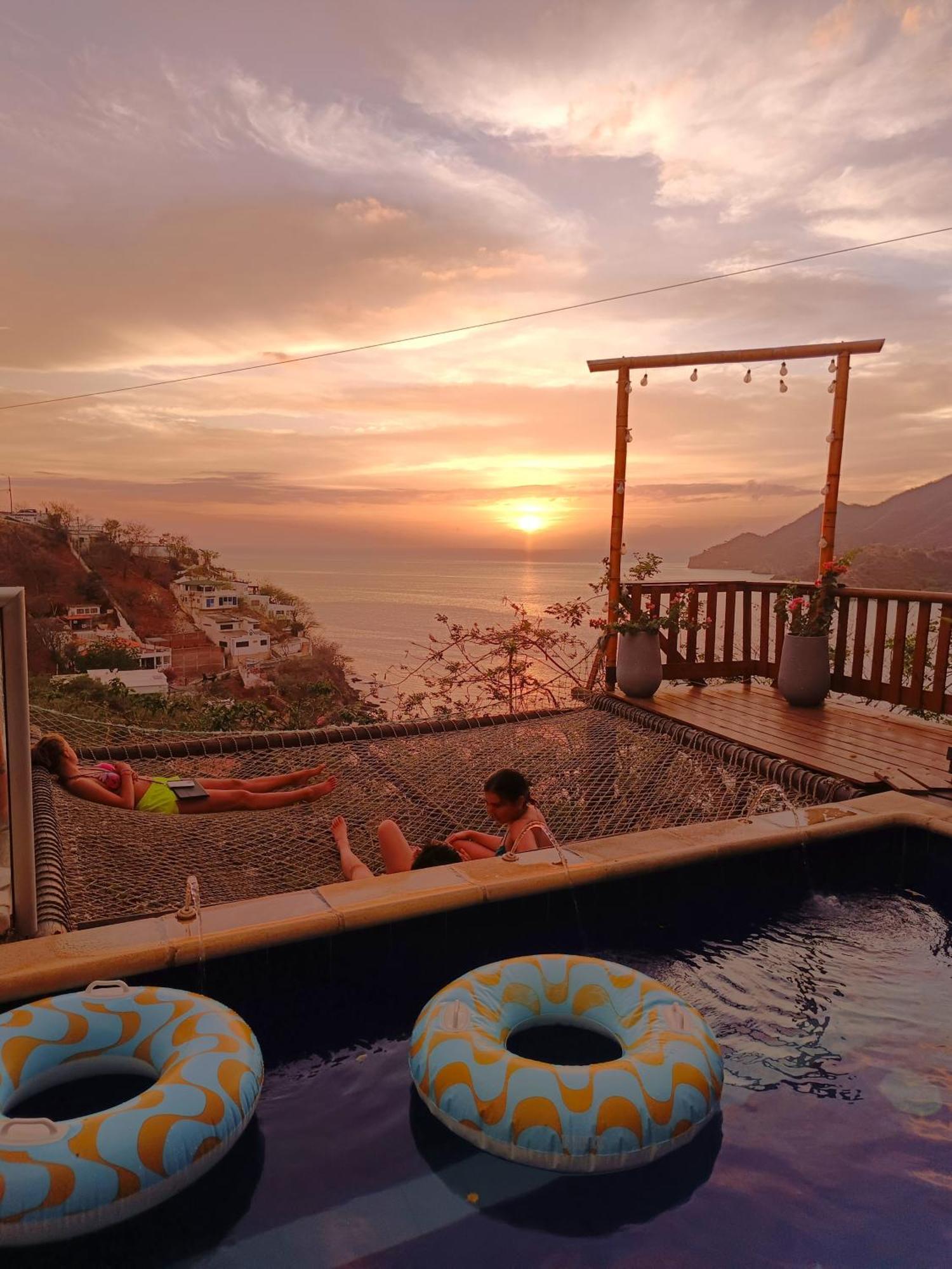 Tayrona Colors Hostel Taganga Exterior photo
